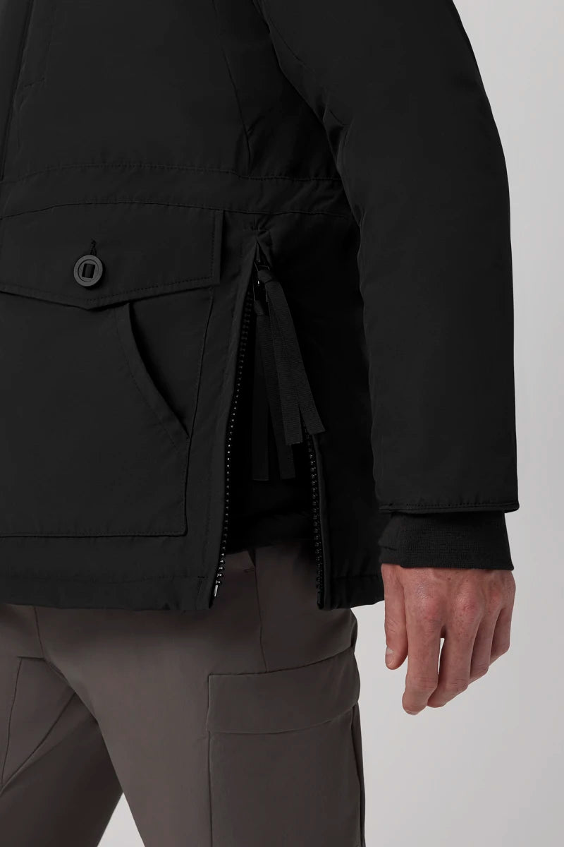 Canada goose black clearance label toronto