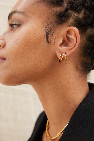 SOKO Dogo Huggie Hoop Earring in Gold