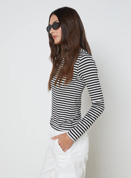 L'AGENCE Tess Crew Neck L/S Stripe in Black/White