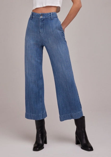bella dahl Saige wide leg crop jean in vintage streaky wash
