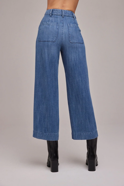bella dahl Saige wide leg crop jean in vintage streaky wash
