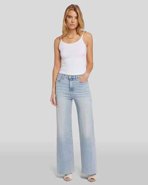 7 For All Mankind Ultra Hi Rise Jo in Sunday wash