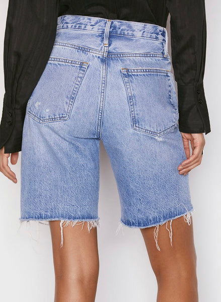 FRAME high rise bermuda short in Baines Rips