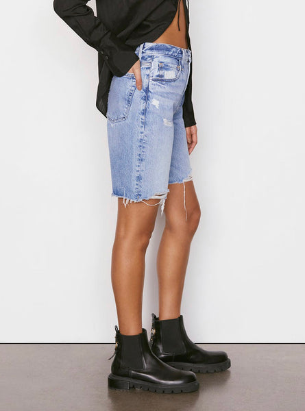 FRAME high rise bermuda short in Baines Rips