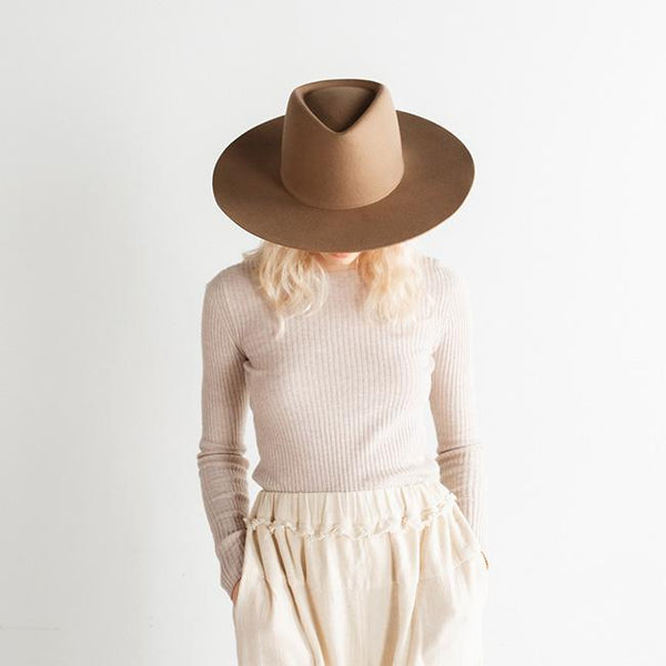 Gigi Pip Dakota Triangle Crown in Brown