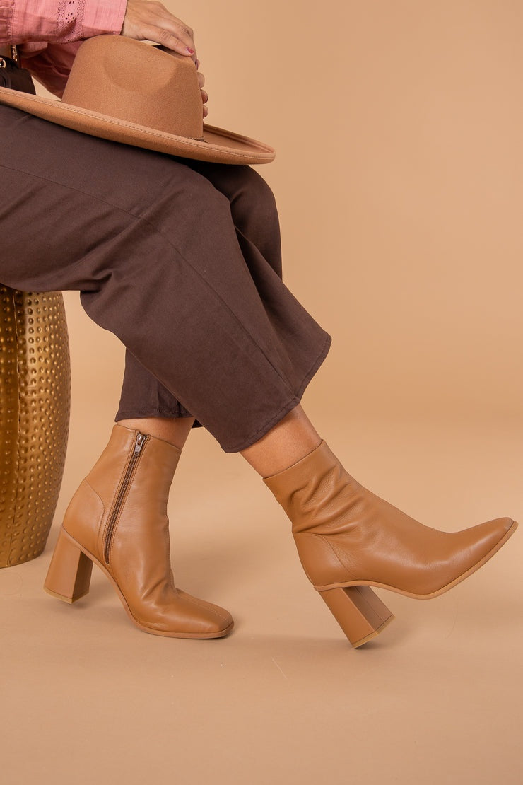 Free People Sienna Ankle Boot in Cognac – manhattan casuals