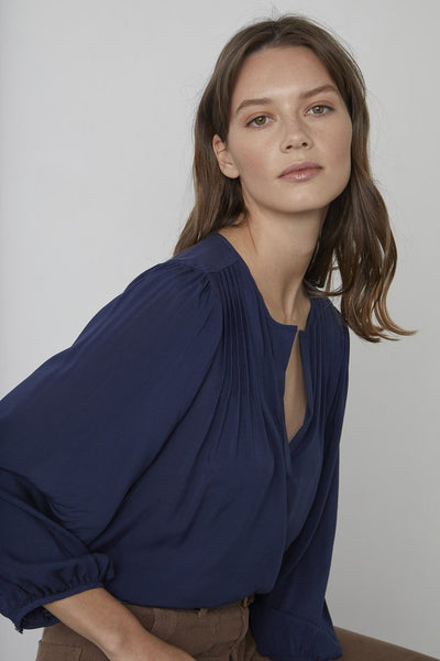 Velvet Eliza Rayon Long Sleeve Top in Postman