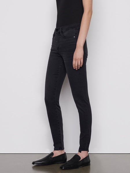 FRAME Le High Skinny in Billups Chew