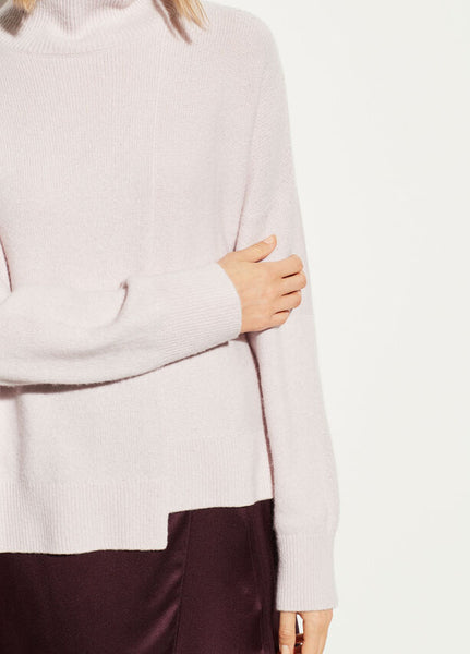 Vince Wool Cashmere Stepped Hem Turtleneck