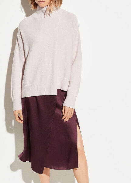 Vince Wool Cashmere Stepped Hem Turtleneck