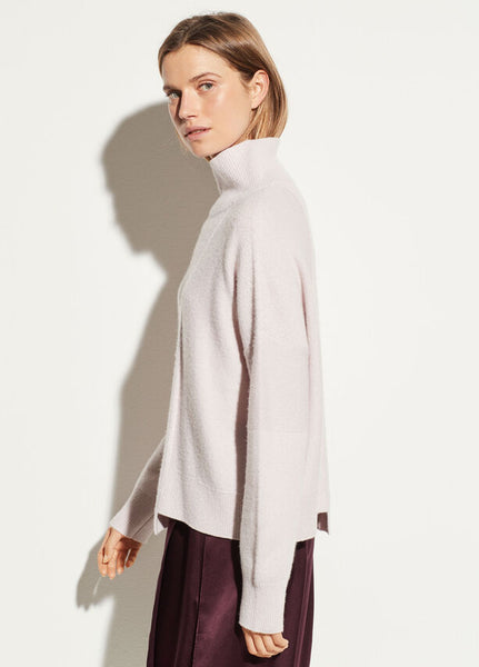 Vince Wool Cashmere Stepped Hem Turtleneck