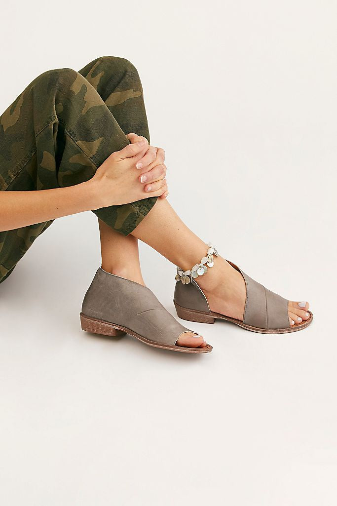 Free People Mont Blanc Grey Sandals Free People - Mont Blanc Open Toe Sandal in Dark Grey – Shop  main image 4