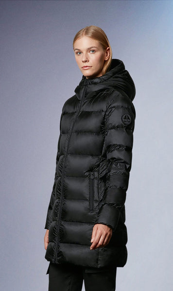 Moose Knuckles Women's Margaree Parka in Black