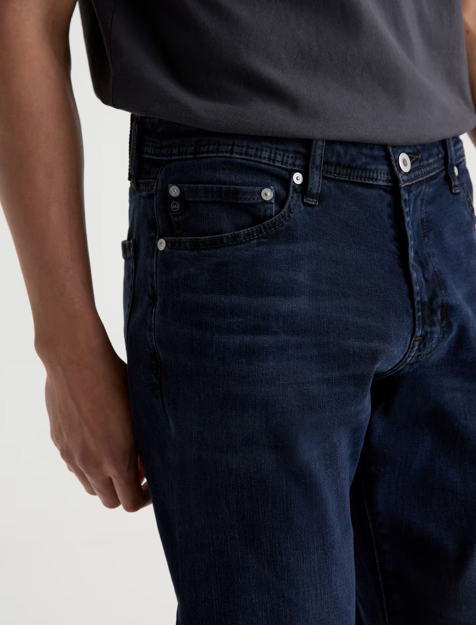 AG Men's Graduate - Studio