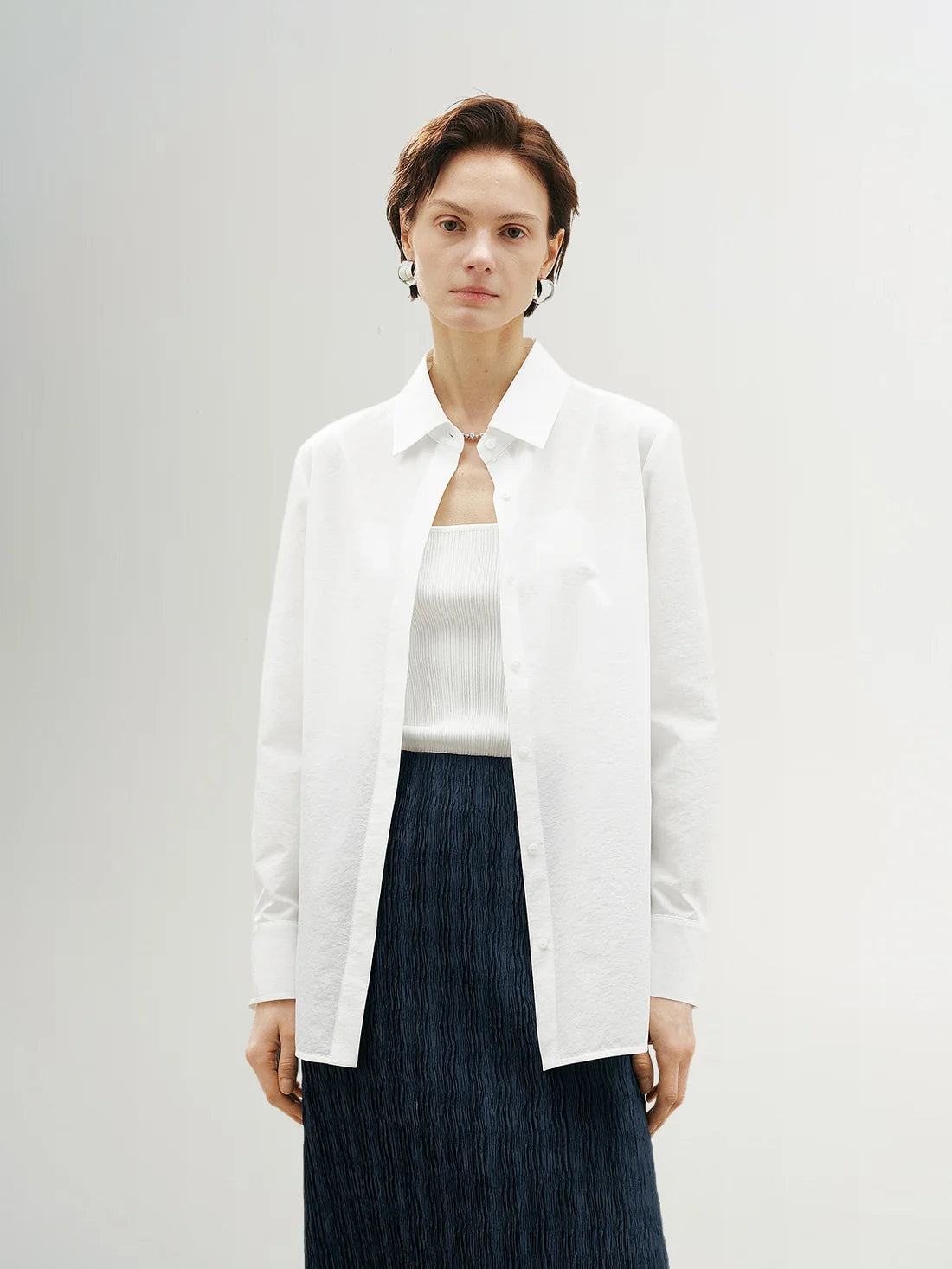 Meilleur Moment Button Up Shirt in Plain White