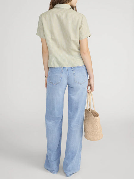 FRAME The Off Duty Stroll Relaxed Jean in Frey