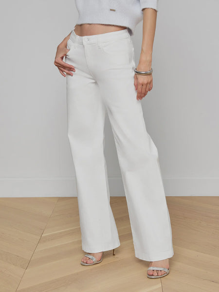 L'AGENCE Joanne Low Rise Wide Leg Jean in Blanc