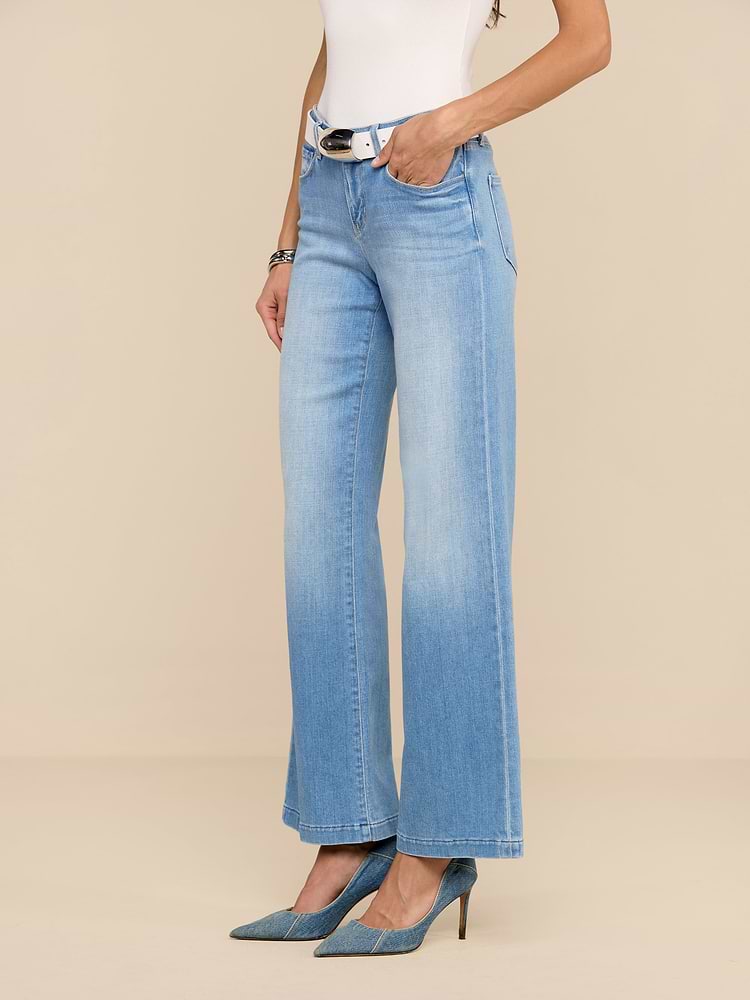 L'AGENCE Joanne Low Rise Wide Leg Jean in Pacific
