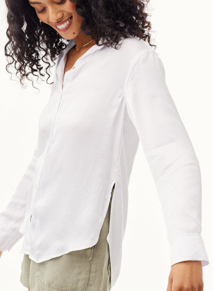 Bella Dahl Side Slit Button Down Shirt in White