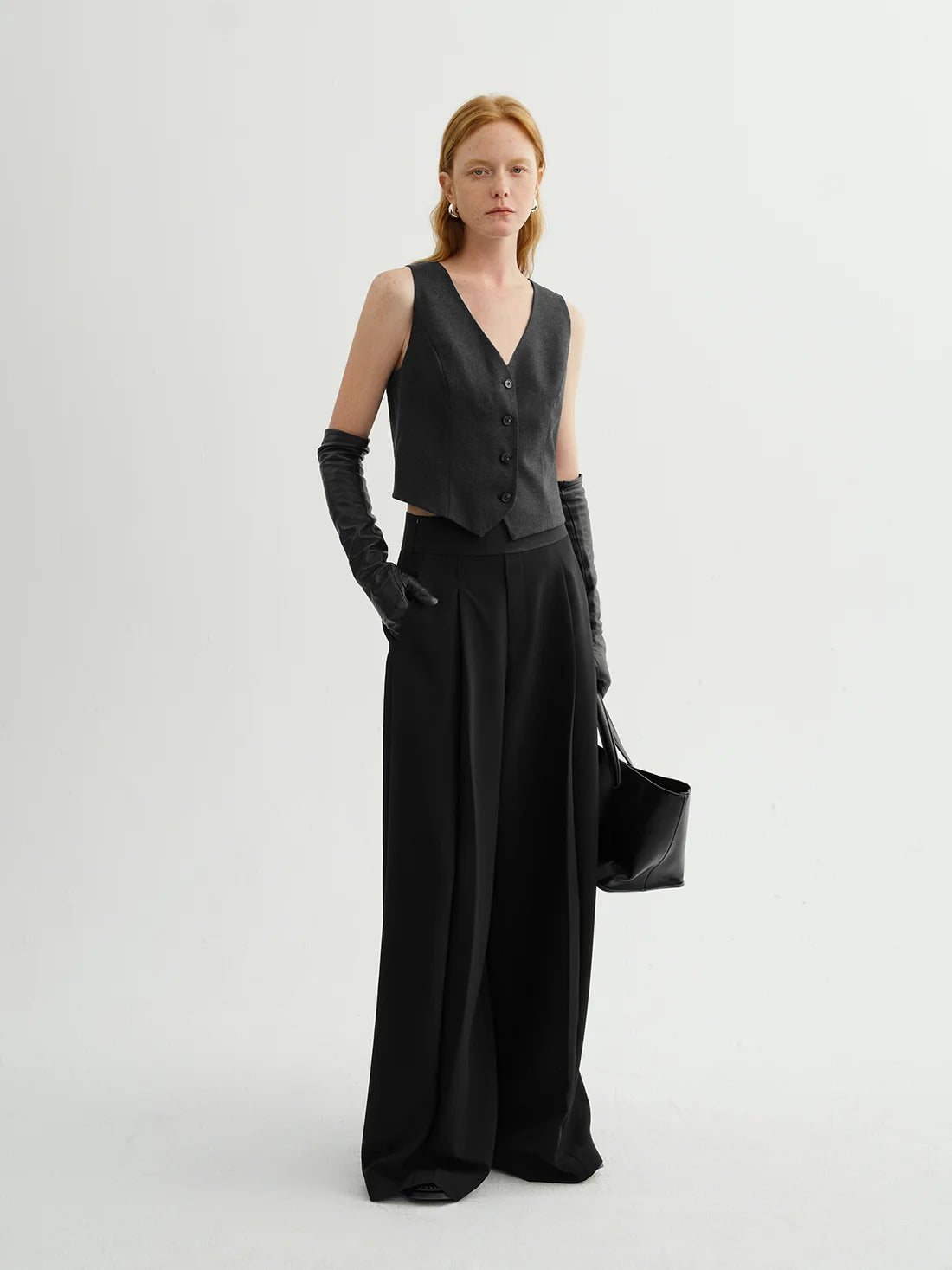 Meilleur Moment Wide Leg Pleated Pant in Black