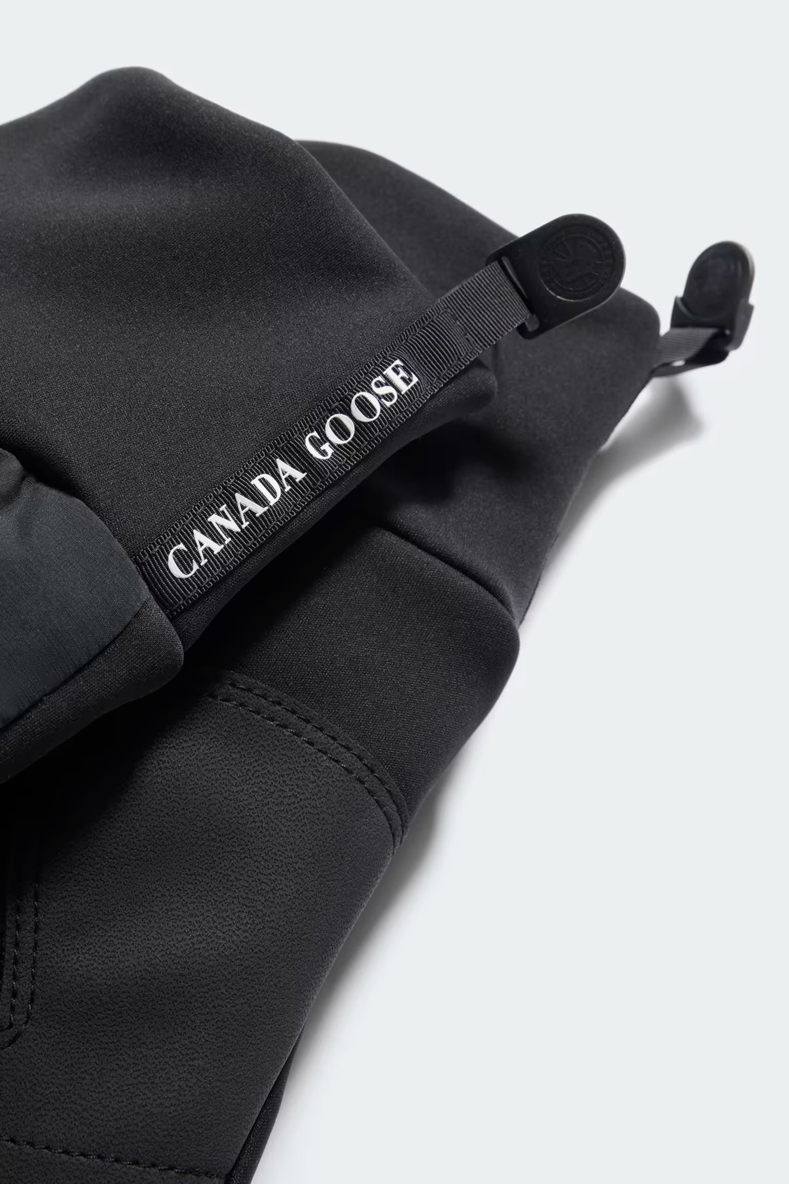 Canada Goose Men's Puffer Glove - Black
