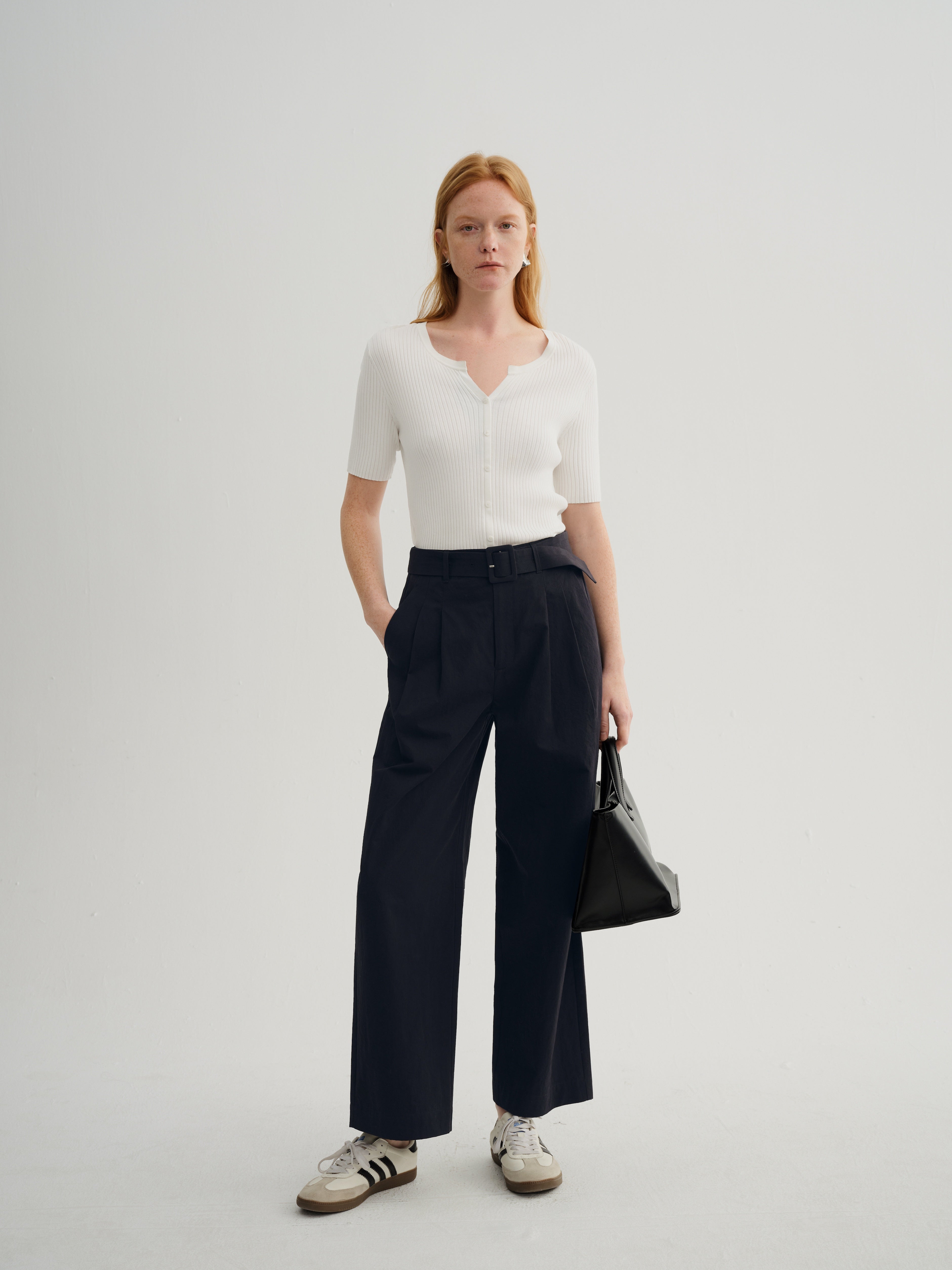 Meilleur Moment Belted Cotton Pant in Black