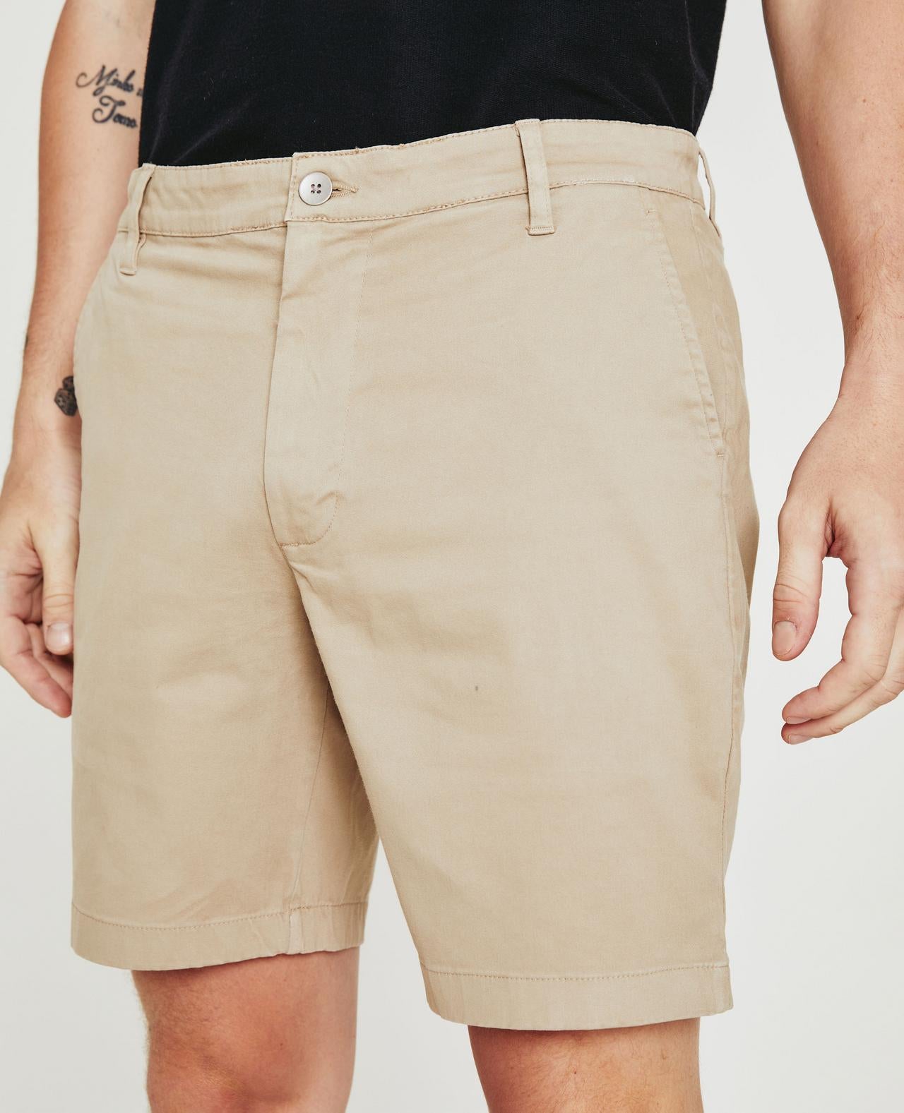 AG Men's Wanderer Short - Dry Dust