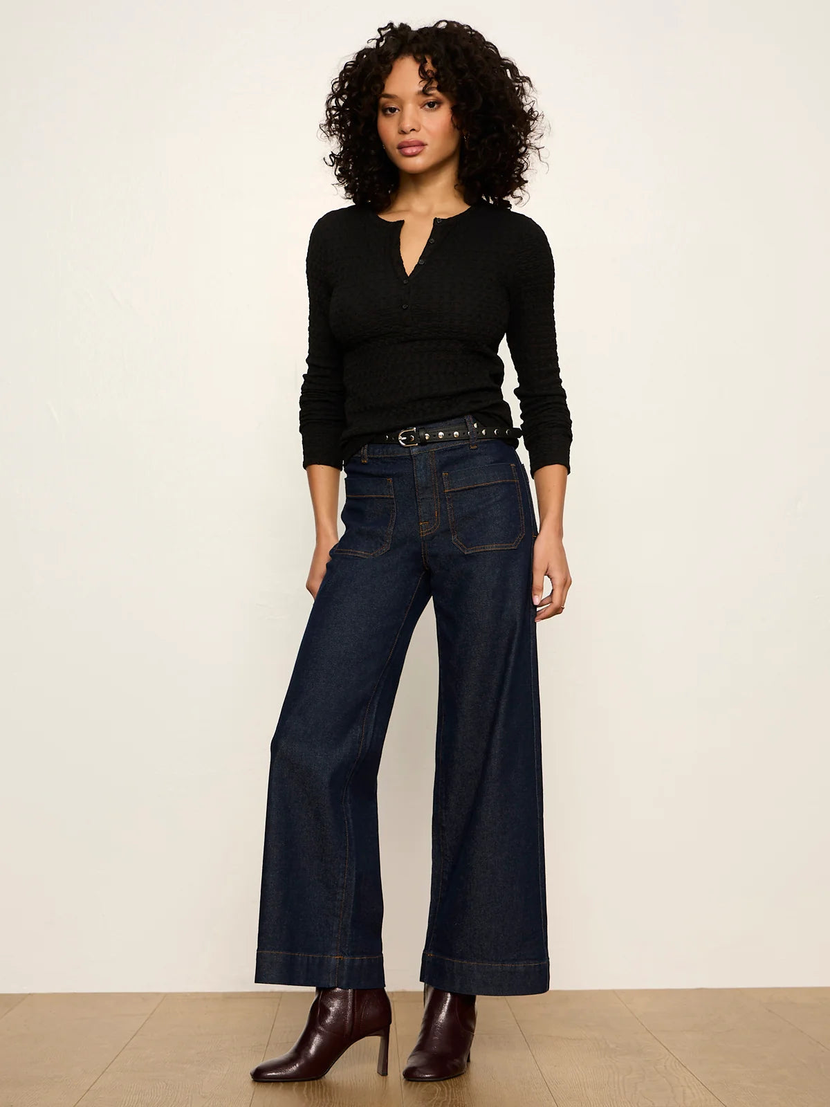 Sanctuary Not So Basic Textured Top in Black