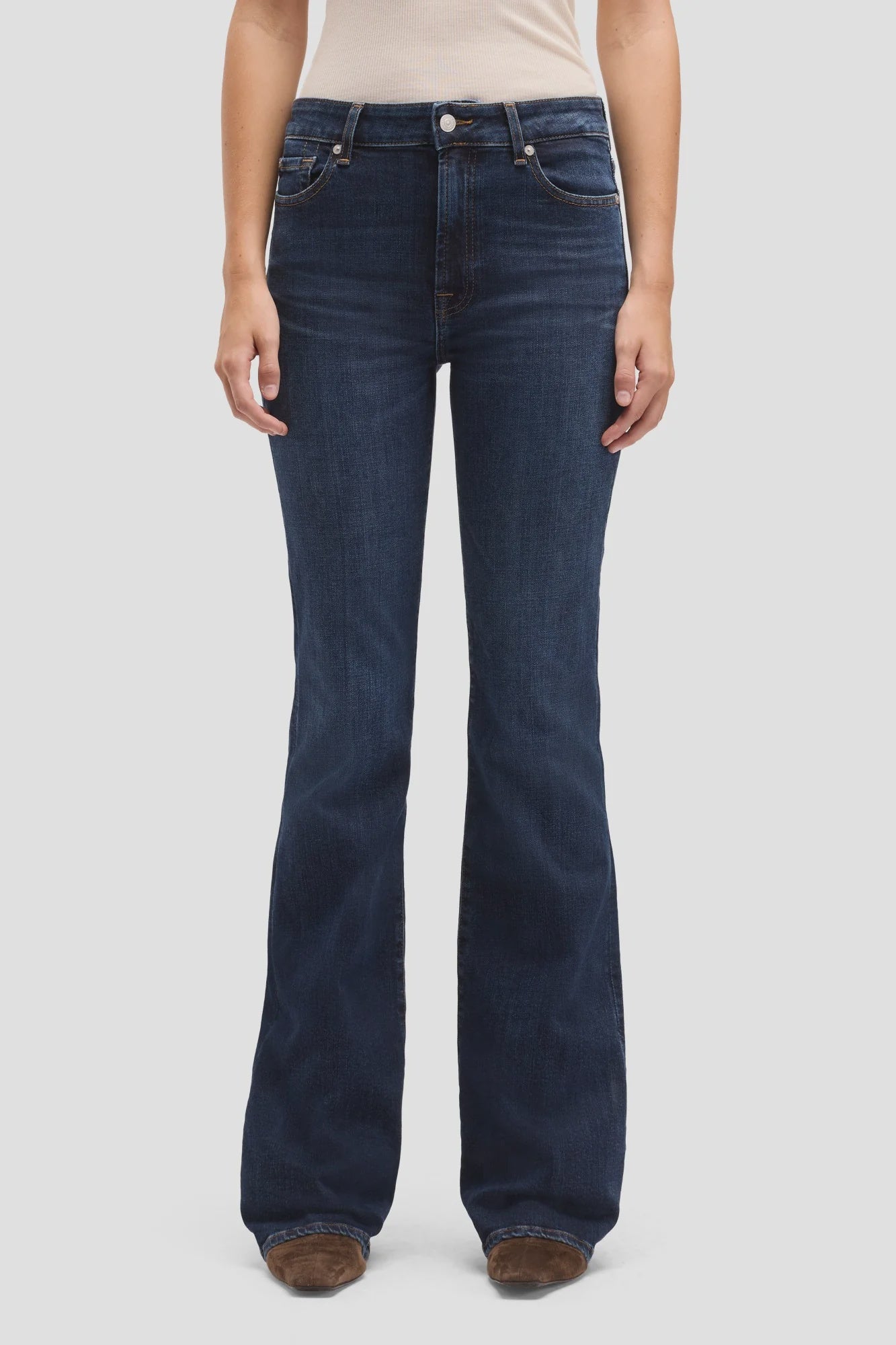 7 For All Mankind Leggy Bootcut Midrise Jean in Midnight Fade