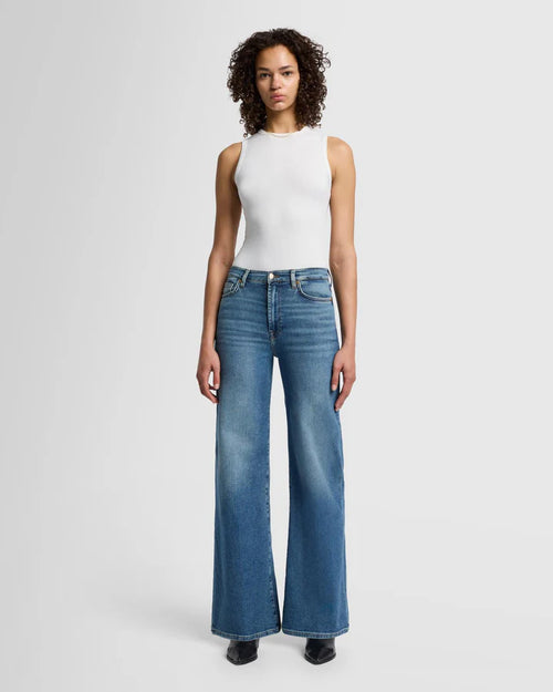 7 For All Mankind Ultra Hi Rise Jo in Sea Level