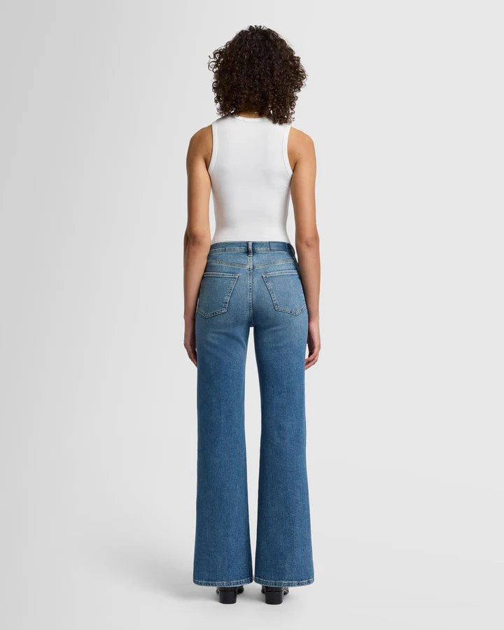 7 For All Mankind Ultra Hi Rise Jo in Sea Level
