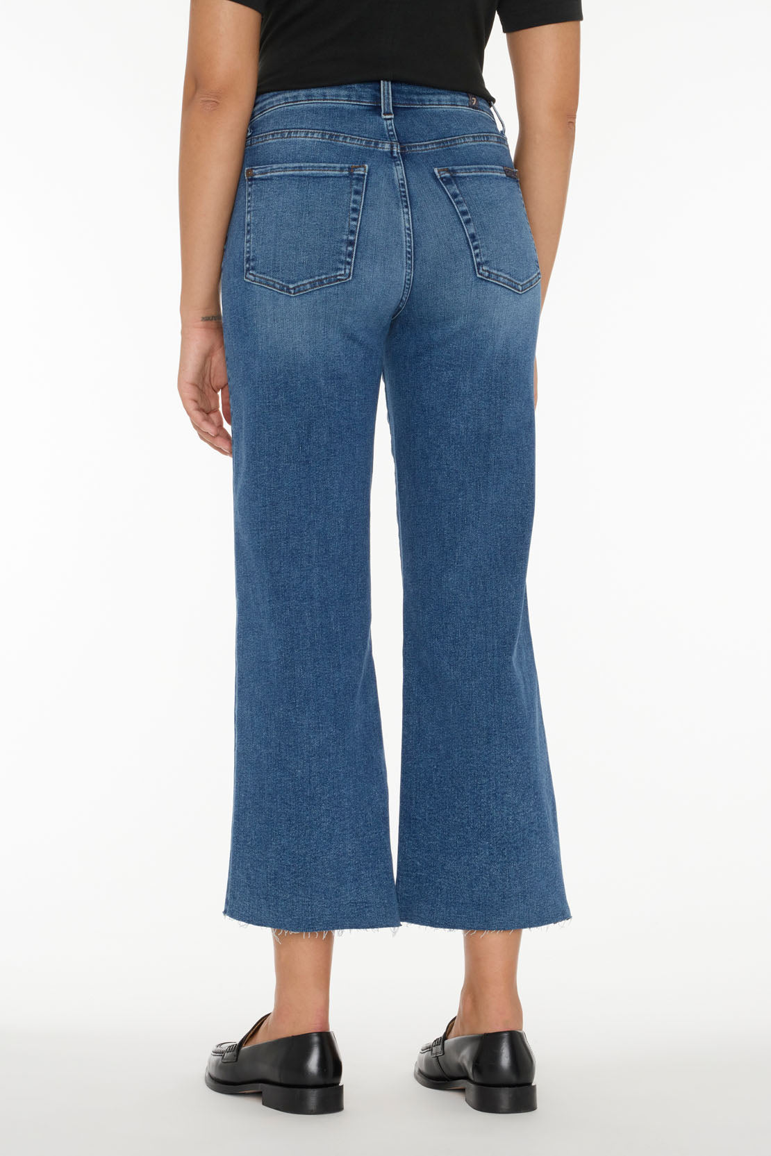 7ForAllMankind Alexa Wide Crop w Raw Hem in Clara