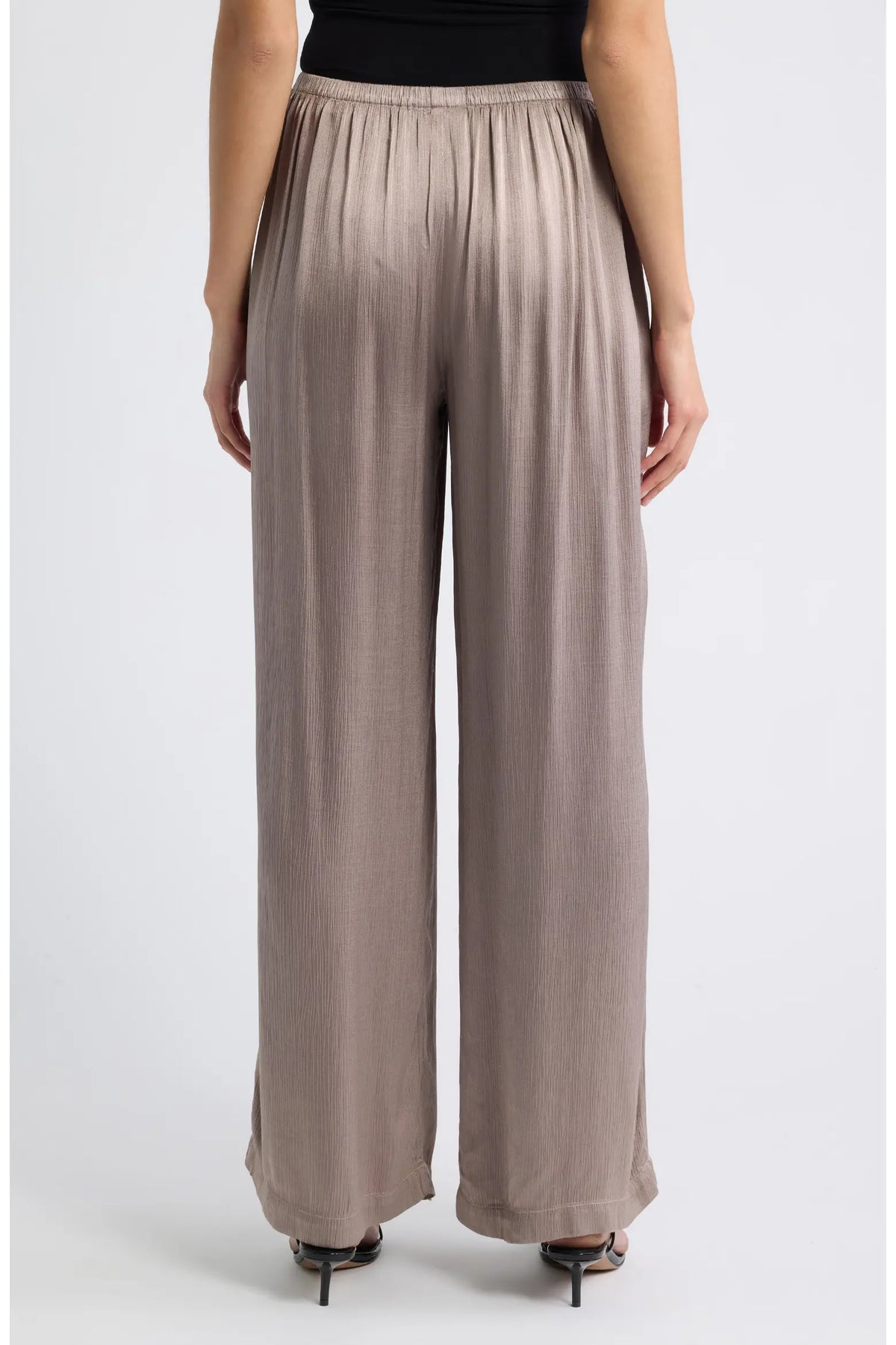 Bella Dahl Triple Pleated Wide Leg Pant in Moon