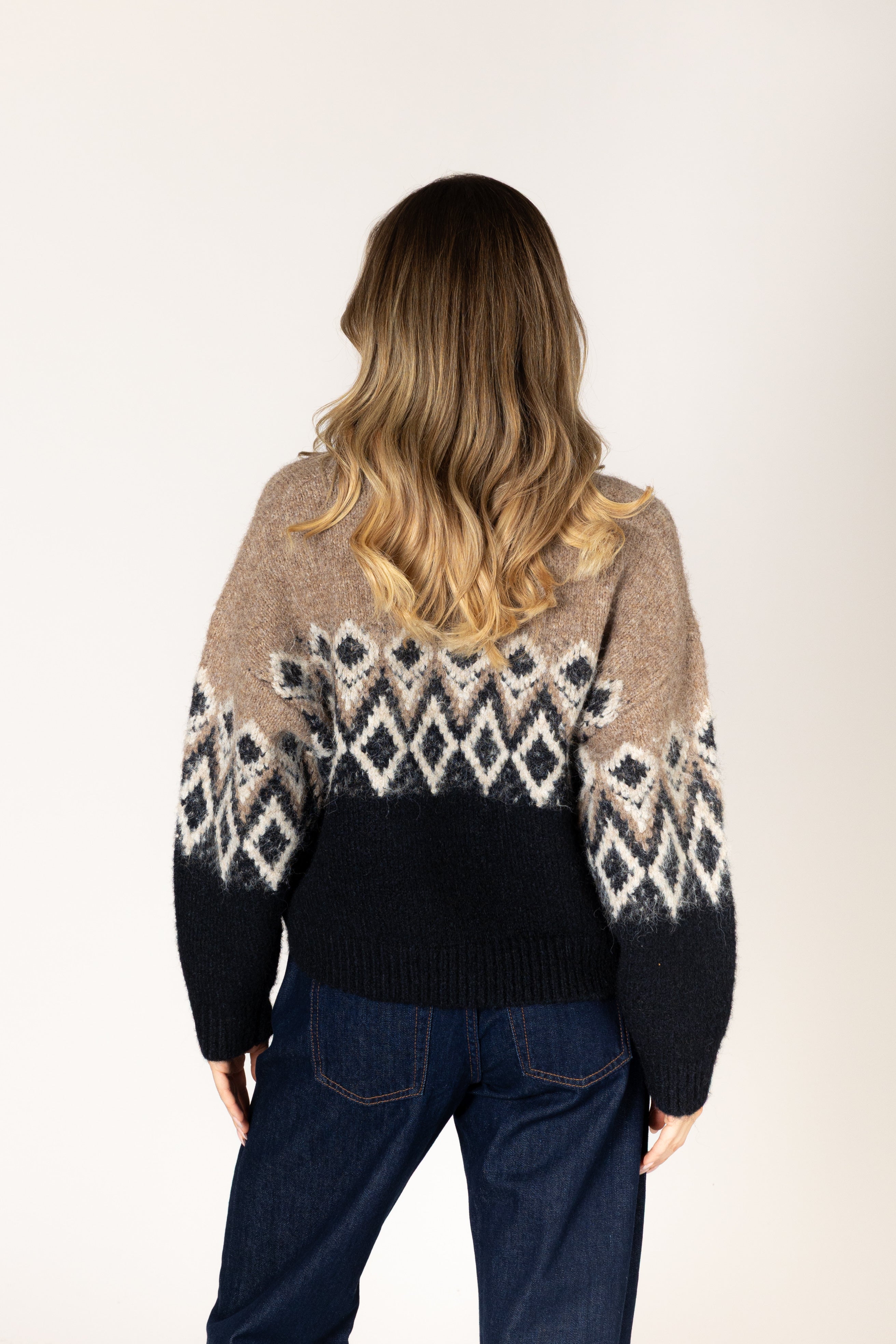 Lyla & Luxe Aria Fair Isle Crew Sweater in Camel/Black