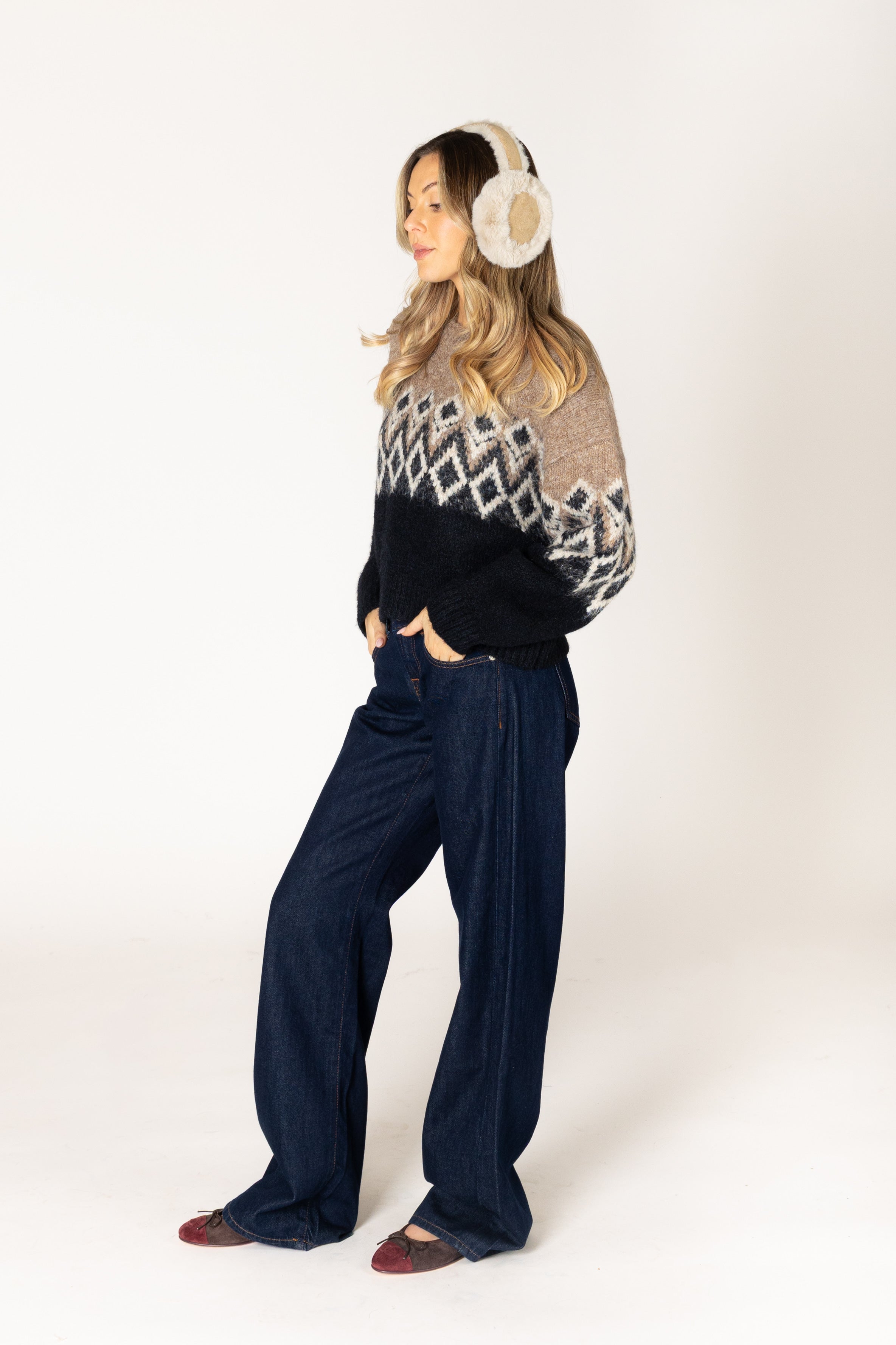 Lyla & Luxe Aria Fair Isle Crew Sweater in Camel/Black