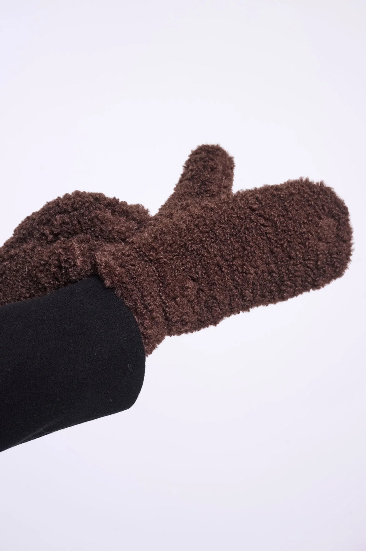 RINO & PELLE Aleida Teddy Gloves in Coffee Roast