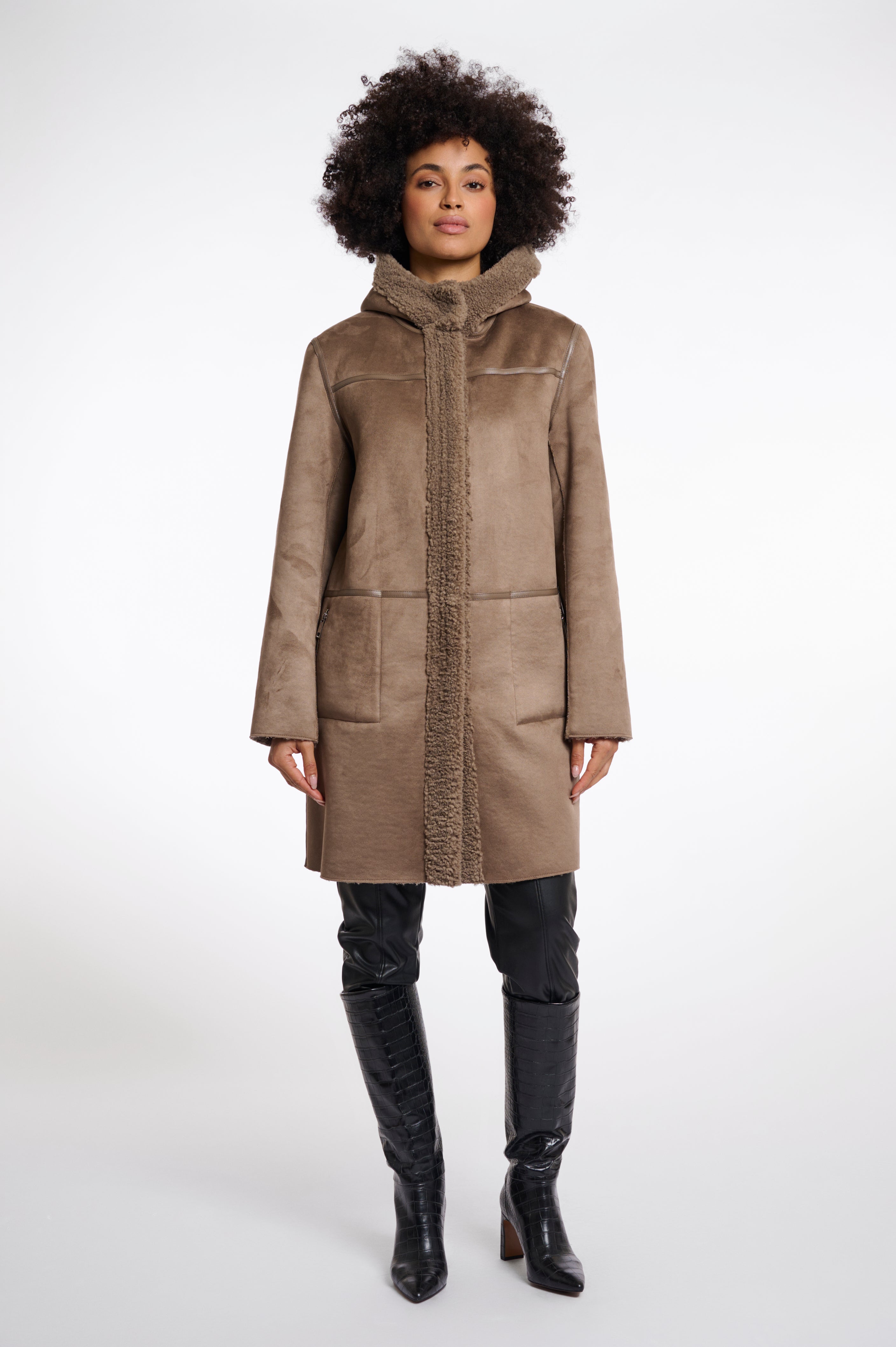 RINO & PELLE Alina Faux Shearling Reversible Coat in Toffee
