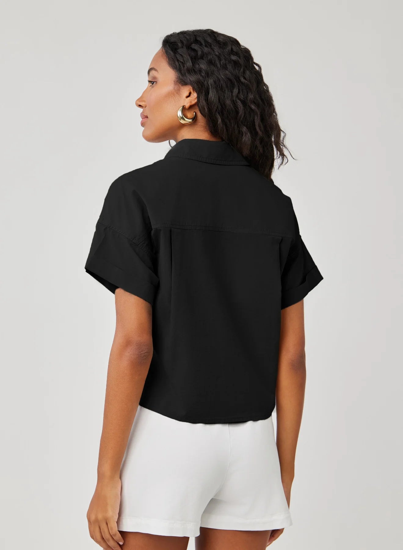 Bella Dahl Two Pocket S/S Shirt in Black