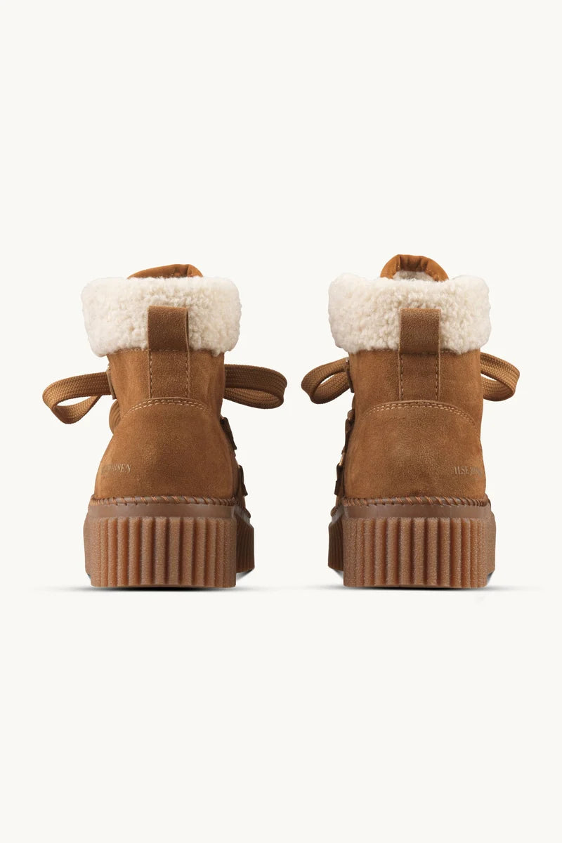Ilse Jacobsen Calira02 Suede Boots with Laces in Cashew Clay