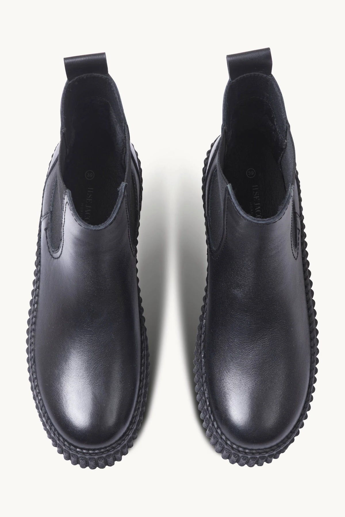 Ilse Jacobsen Calira05 Chelsea Leather Boots in Black