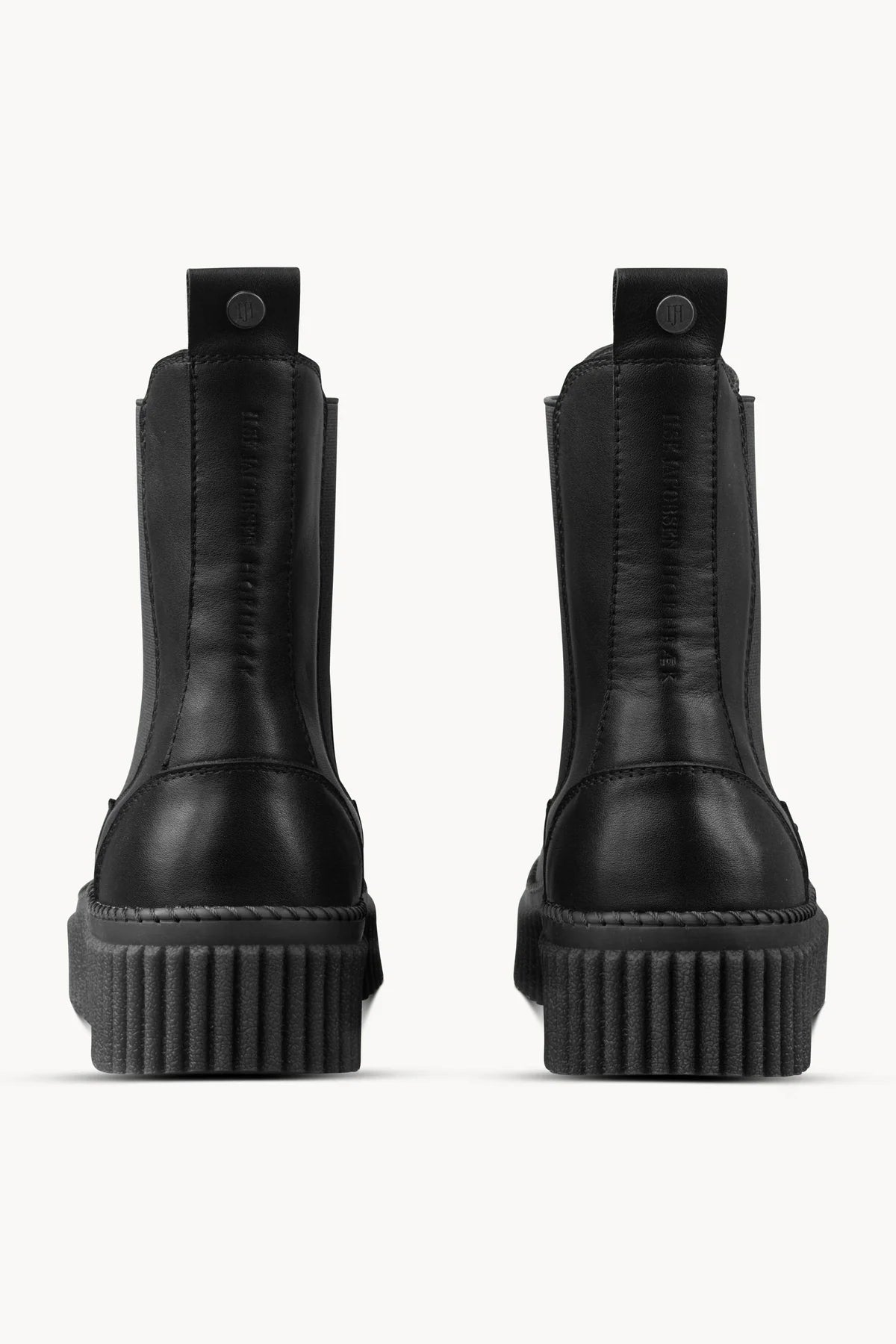 Ilse Jacobsen Calira05 Chelsea Leather Boots in Black