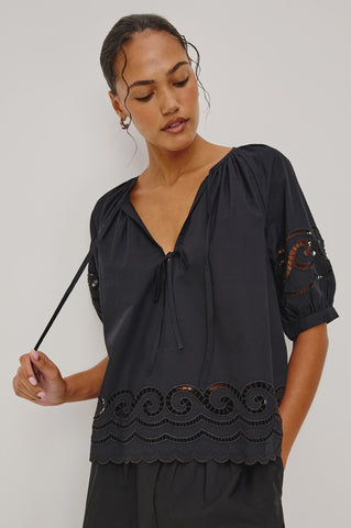 Rails Catalene Top in Black Embriodery