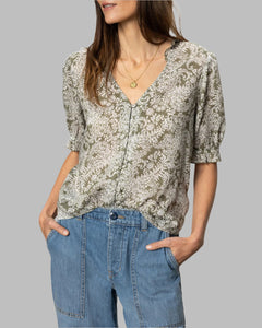 Sanctuary Fall into You Paisley S/S Blouse in Adorned