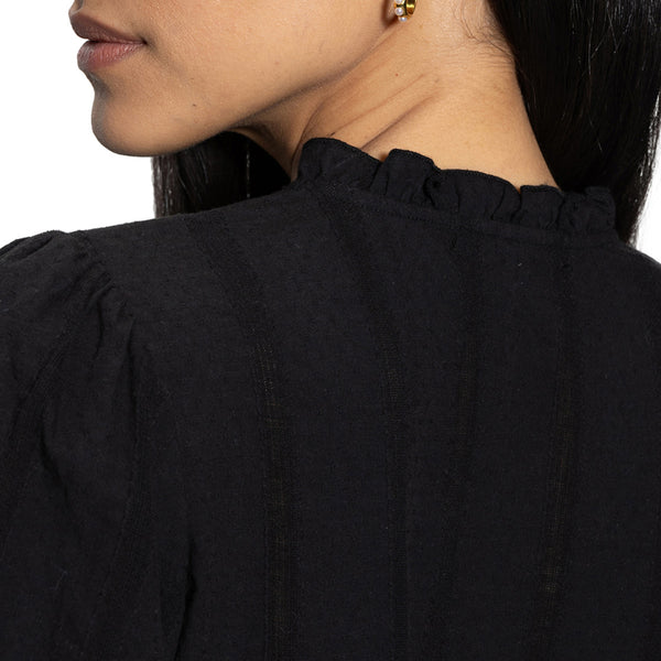 Sanctuary Fall into You Solid S/S Blouse in Black