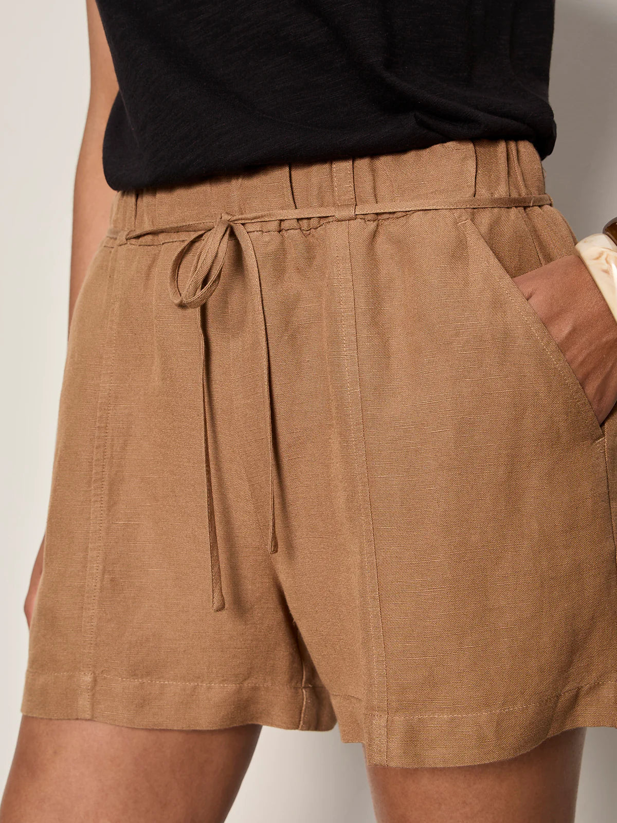 Sanctuary Springtide Linen Short in Toasted Coconut