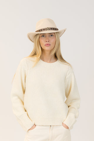 Lyla & Luxe Cowboy Hat in Oatmeal