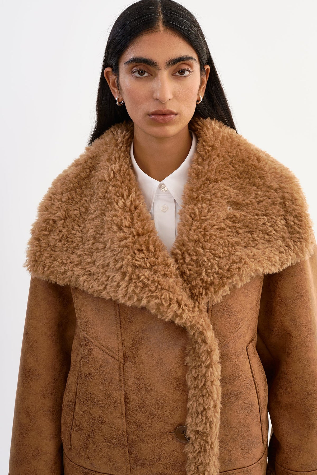 LAMARQUE Demi Faux Shearling in Mocha