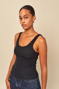 Wyeth Ella Heavy Rib Scoop Neck Tank Top in Black