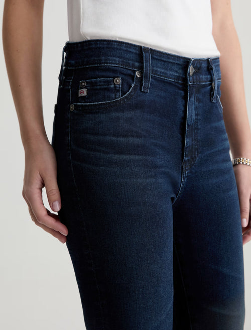 AG Mari Mid Rise Slim Straight in 3 Years Highrise