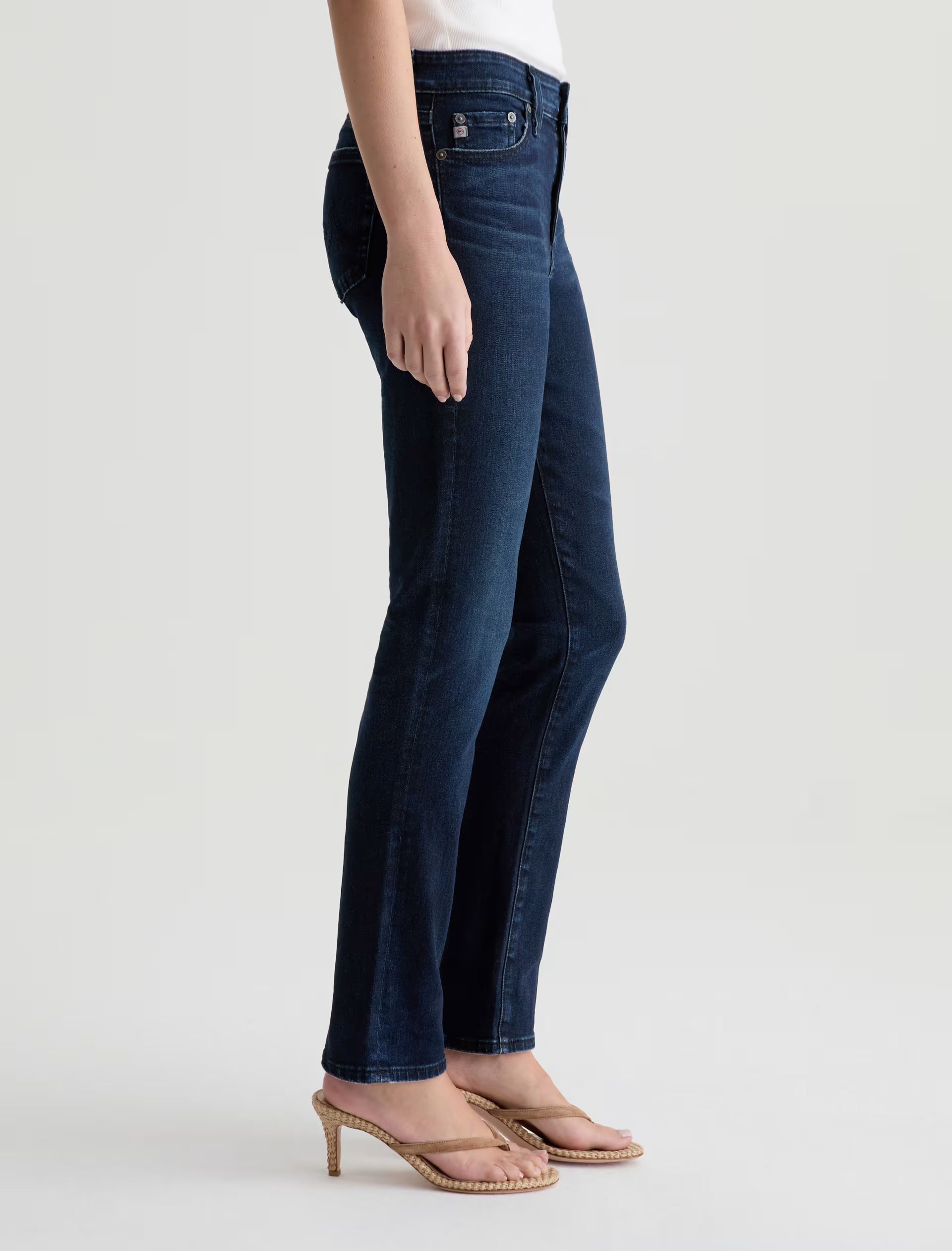 AG Mari Mid Rise Slim Straight in 3 Years Highrise